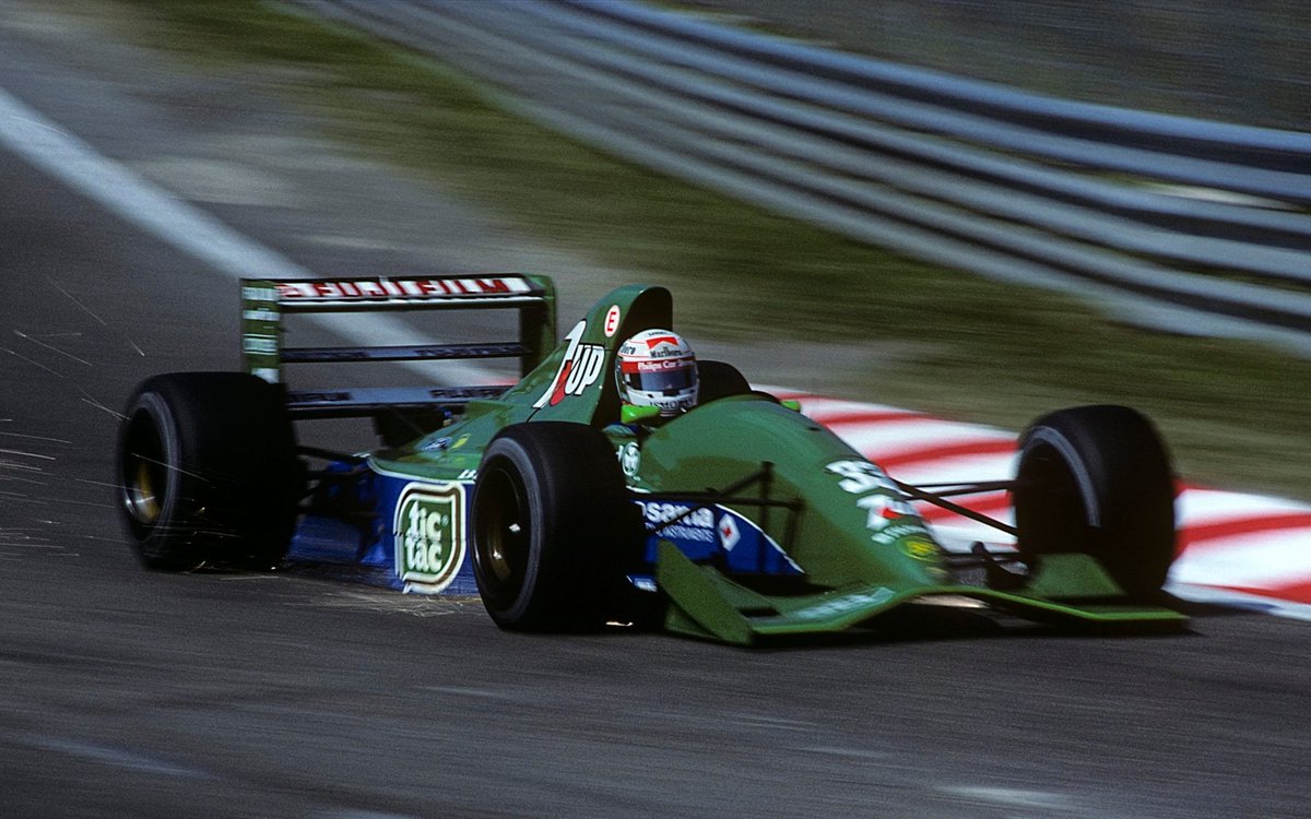 virtuallycallum's tweet photo. What's the best-looking racecar ever?

Here are my top four:

1. Porsche 911 RSR GTE
2. Ferrari 330 P4
3. Williams FW14B
4. Jordan 191 https://t.co/JtWf7Yqjiv