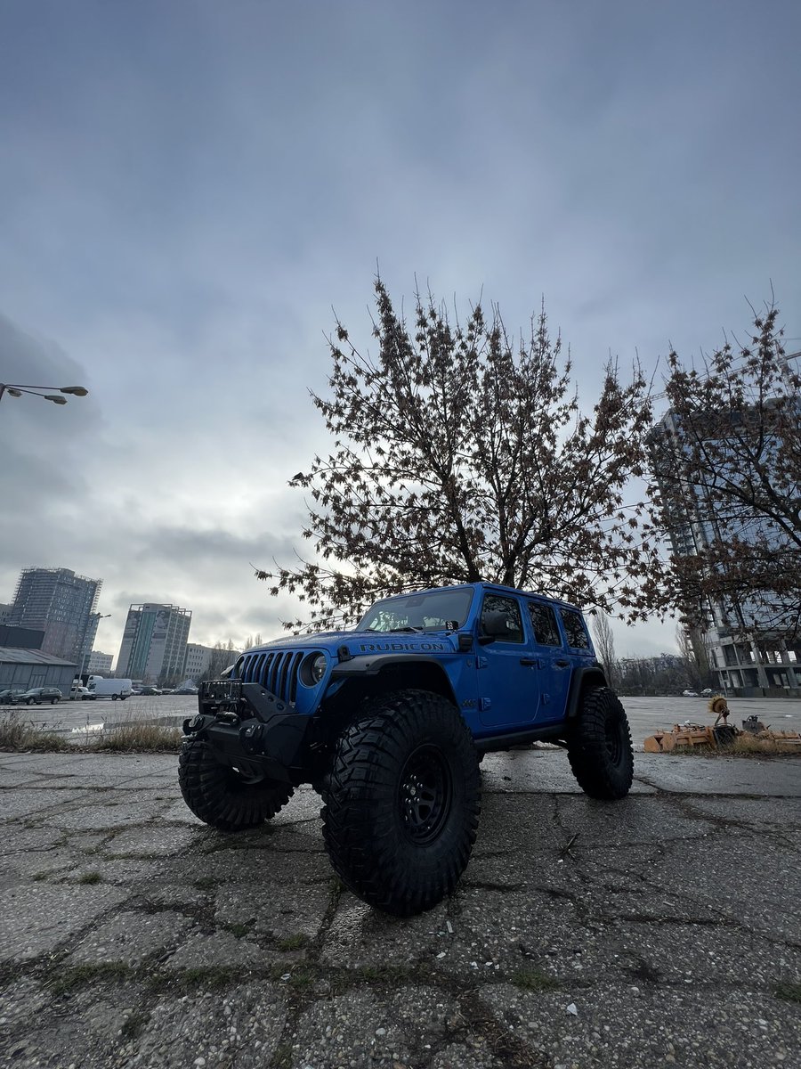DanieldaHarfist's tweet photo. Jeep Wrangler 4XE - Cu roti pe 42 inch | STACS S5.7 https://t.co/WNwwbUdq95 via @YouTube https://t.co/5ac9cArEQn