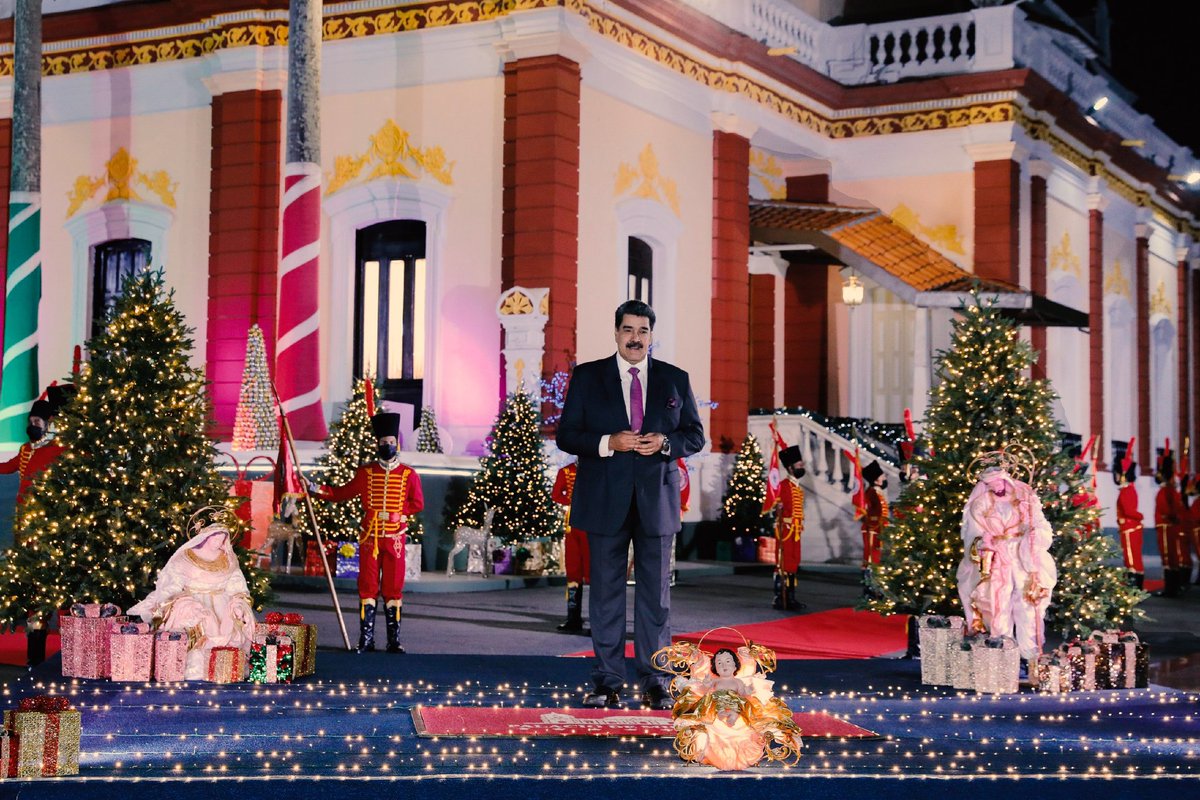 Iniciamos un nuevo tiempo con optimismo y preparados para seguir avanzando hacia la prosperidad y la recuperación plena de la Patria. Todos hablan del milagro venezolano, de la unión del pueblo de la mano de Dios. ¡Unidos somos mejores!