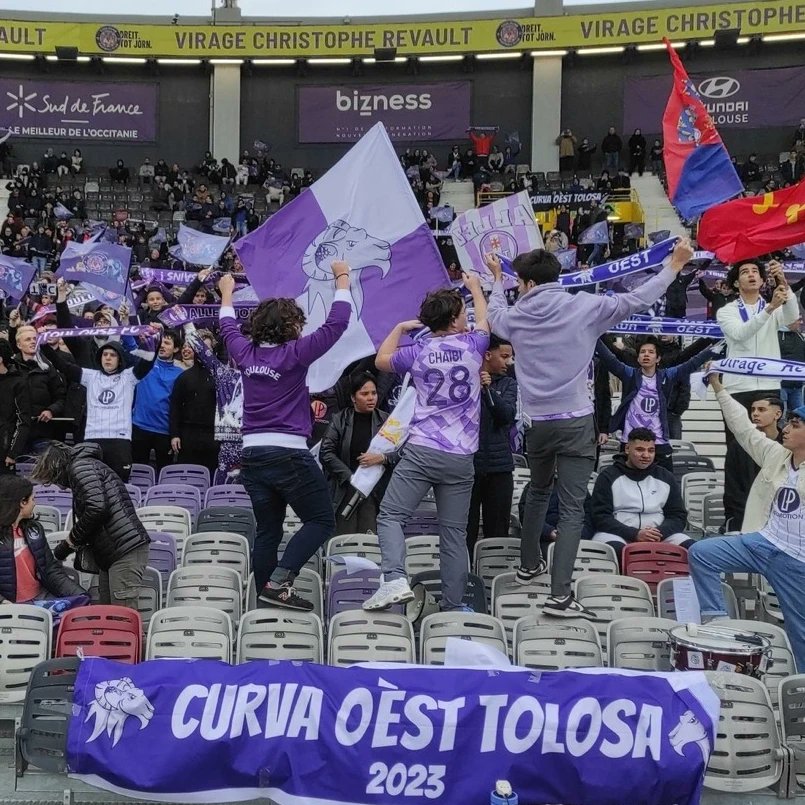 Curva Oèst tweet media
