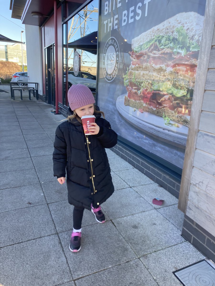 Costa’s coolest customer 💁‍♀️#costa #costacoffee #costakids #costacoffee <a href="/CostaCoffee/">Costa Coffee</a>