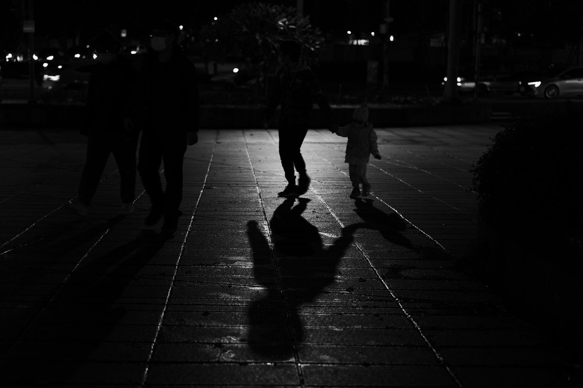 Chase0000715's tweet photo. #streetphotography https://t.co/9UeJMA2l5Z