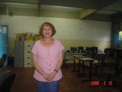 domjose's tweet photo. Lamentamos informar o falecimento da professora  Maria Cecília Lorena de Barros Santos, querida professora de Língua Portuguesa por longa data no querido #dj70anos https://t.co/GJ9CvbUXjN