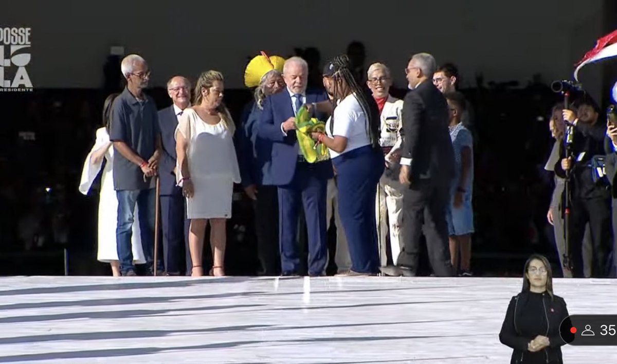 GretchenCantora's tweet image. Nunca tive tanto orgulho de ser brasileira como neste momento. Me senti representada e amada Chorei e me enchi de esperança.