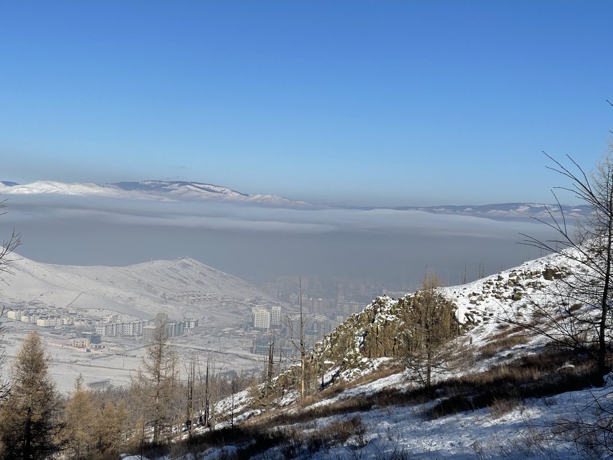 Энэ утаа бол зөвхөн нүүрсний утаа биш. Харин авилгын утаа, ядуурлын утаа, мунхагийн утаа, буруу бодлогын утаа гэж боддог…