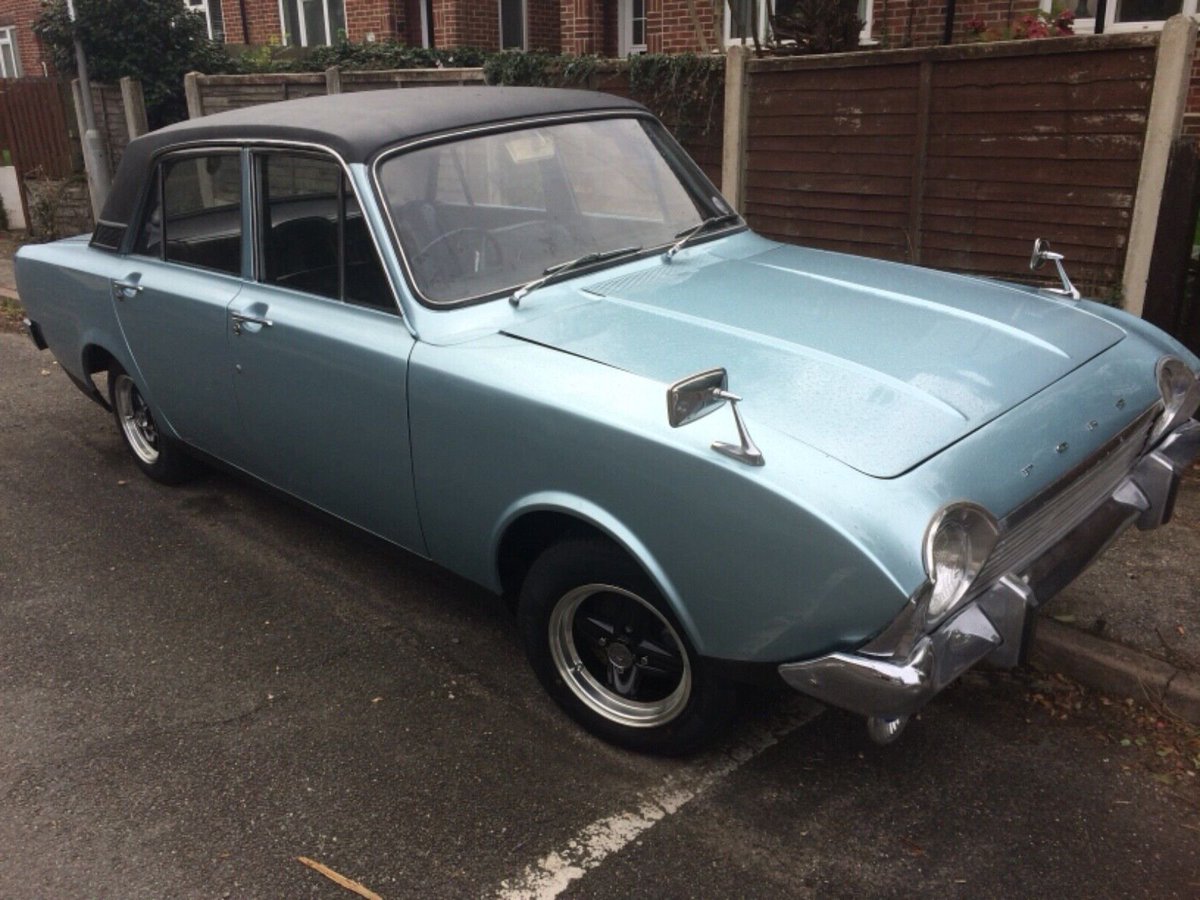 Retroprojects's tweet photo. 1968 FORD CORSAIR 2000E
Ad - See eBay link >>  https://t.co/LiHEyqTgP1 

#fordcorsair #2000e #corsair #classiccar https://t.co/aTmGnPbYLd