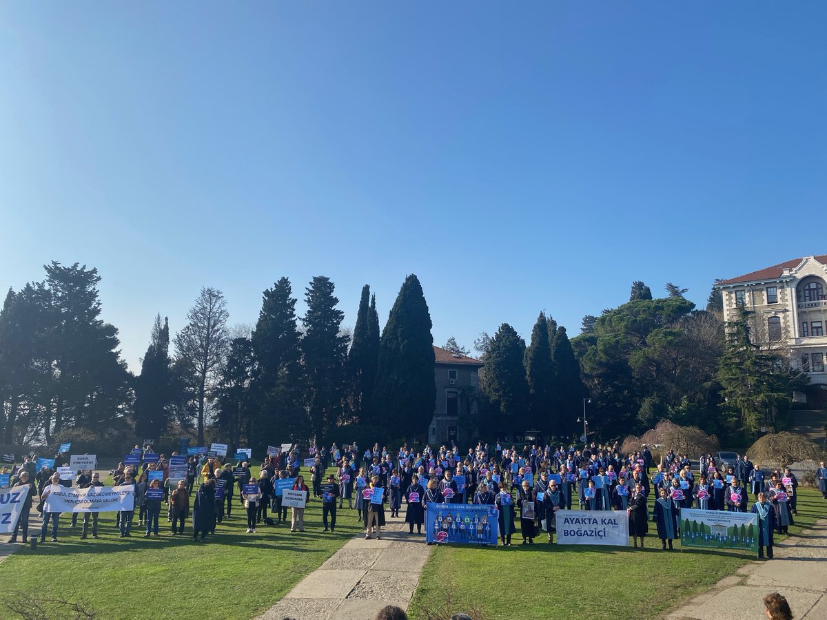 Boğaziçi Direnişi ikinci yılını tamamladı! 

Üçüncü yıla başlarken özgür, özerk, demokratik üniversite talebimiz sürüyor!

📷: <a href="/ali14aktas/">Ali Aktaş</a>