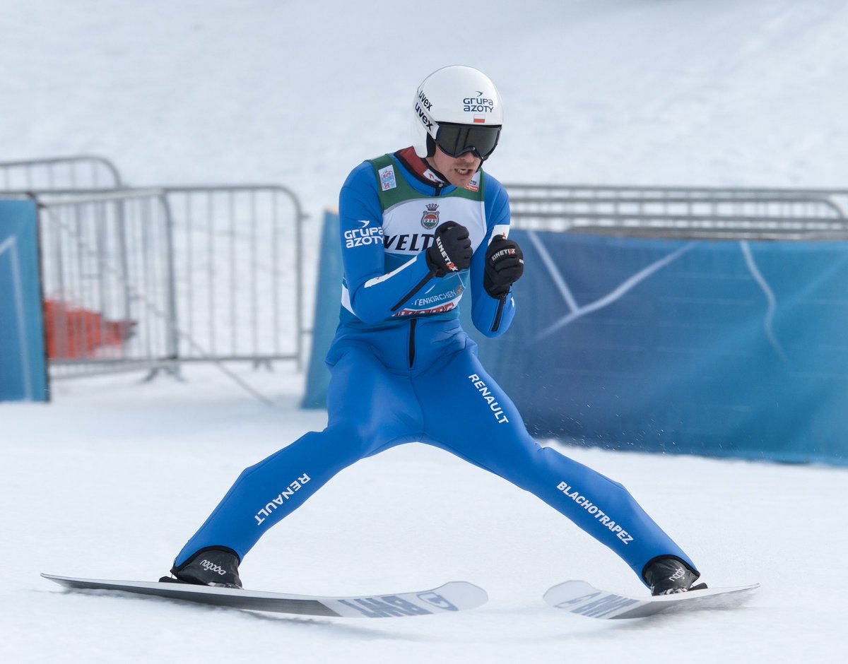 vier_schanzen's tweet image. Here are some of the best moments from the #Neujahrsskispringen in #GarmischPartenkirchen! 📸👀

#4hills #vierschanzentournee #skijumping #skispringen #skokinarciarskie @Gap_Skispringen 

📸: @jensenmedia_pr