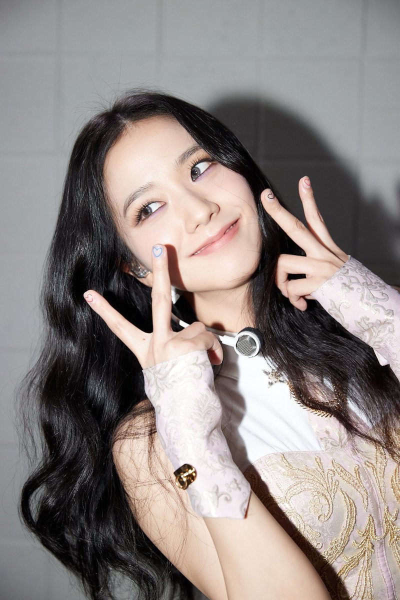 우리의 별, 지수야 생일 축하해🥰 언제나 블링크들에게 따뜻한 메세지를 보내줘서 고마워✨️블링크들도 그런 따뜻한 지수에게 보답할게! 사랑해

HAPPY BIRTHDAY JISOO
#ShiningStarJISOODay
#간판올리고_문열어라_지수_생일이다