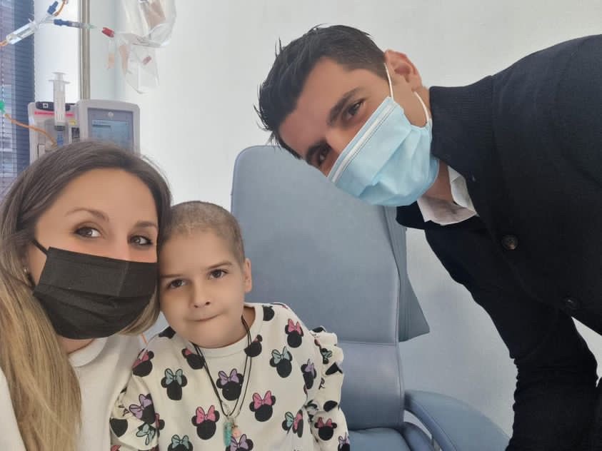 IvanGGonzalezz's tweet photo. #Claudiaquieresermayor 
Ayúdanos a compartir. 
Cualquier ayuda es necesaria por pequeña que sea. 
Claudia necesita un tratamiento muy especial para su tumor cerebral que no cubre la seguridad social. 
https://t.co/6Fz5fDmOtJ https://t.co/EI4EzJjQyr