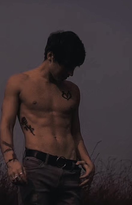 Happy birthday 🥳 to this beaut 🥵❤️ https://t.co/5BcMhGPzGX<a href="/tag/newprofilepic"class="tags"><span>#newprofilepic</span></a>