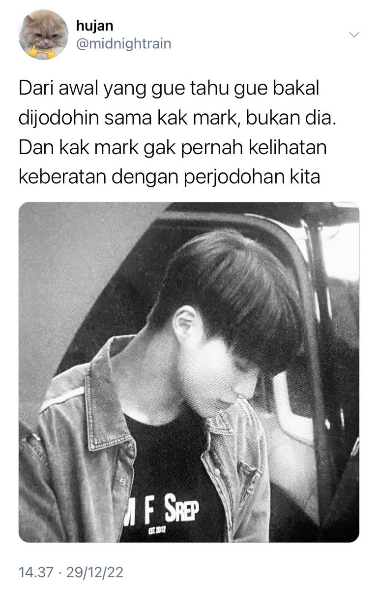 bluerainsun's tweet photo. Ingkar
- noren au

“Saya tidak lebih dari seorang pengganti.”

bluerainsun https://t.co/pvLA9EgmmR