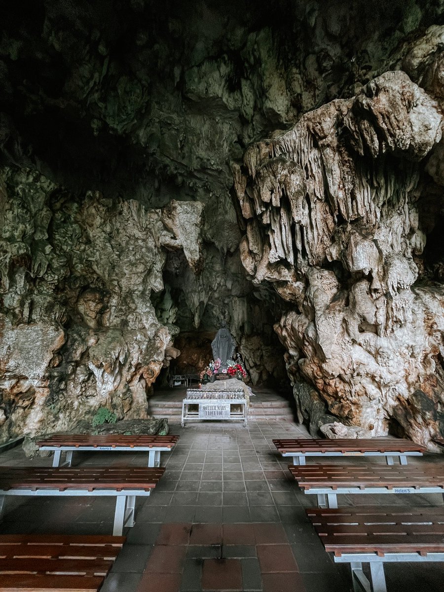 Last fun trip to Jogja in Dec 2022

Magelang - Jogja kayaknya nda bakal habis untuk dieksplor selalu ada kafe / resto baru yang cocok banget buat dicoba setiap kali vacation kesana.

Let’s back again to Jogja soon ✨