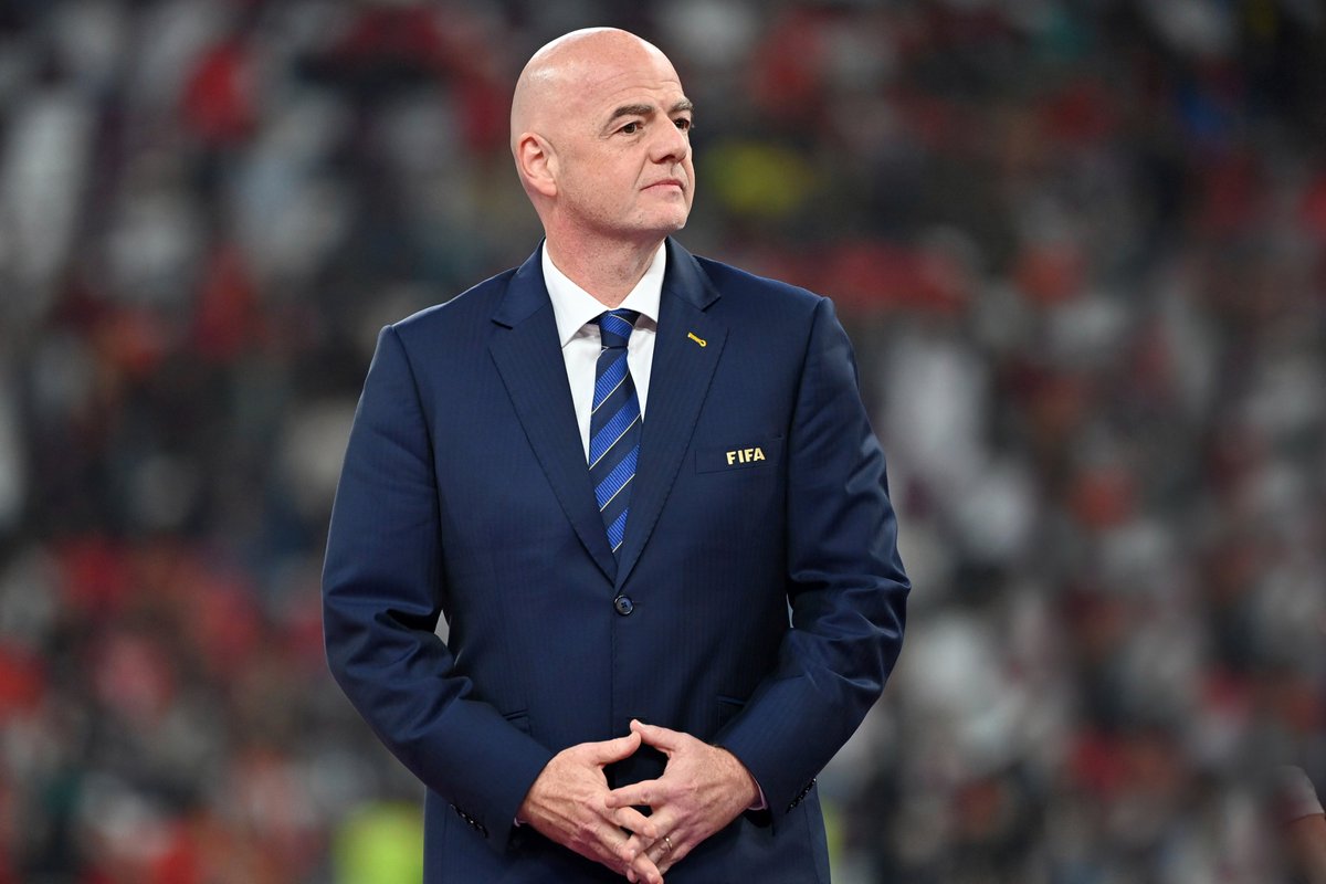 sportbible's tweet photo. FIFA President Gianni Infantino says he will ask 'every country in the world' to name a football stadium after Pelé! 🇧🇷 https://t.co/3bYPAx9quw
