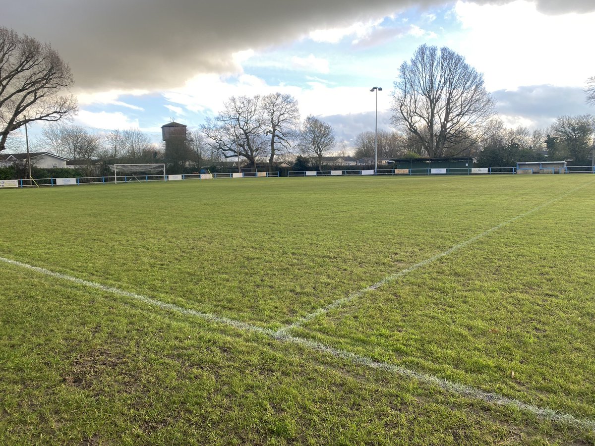grasslad's tweet photo. First bit of work in 2023,it looks ok for the viewer,the pitch is very soft,holding water in a few places but itβs flat,verti drained and feed!! Not much more I can do I donβt think.Iβm happy with how things are looking compared to this last year ππΌ#16monthsin #makingimprovements https://t.co/cFsK7e0hE2