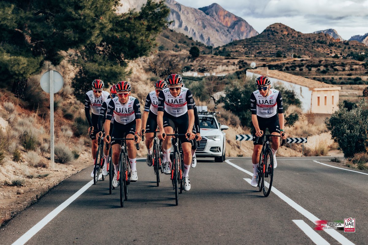 Putting in the work! 👊

#UAETeamEmirates #WeAreUAE