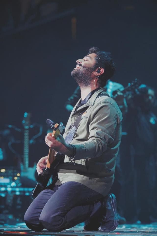 Humanranjansah1's tweet photo. @arijitsingh is like L.I.C. , Relationship ke saath bhi aur Relationship ke baad bhi 🤓😗 https://t.co/57UB6K3ddY