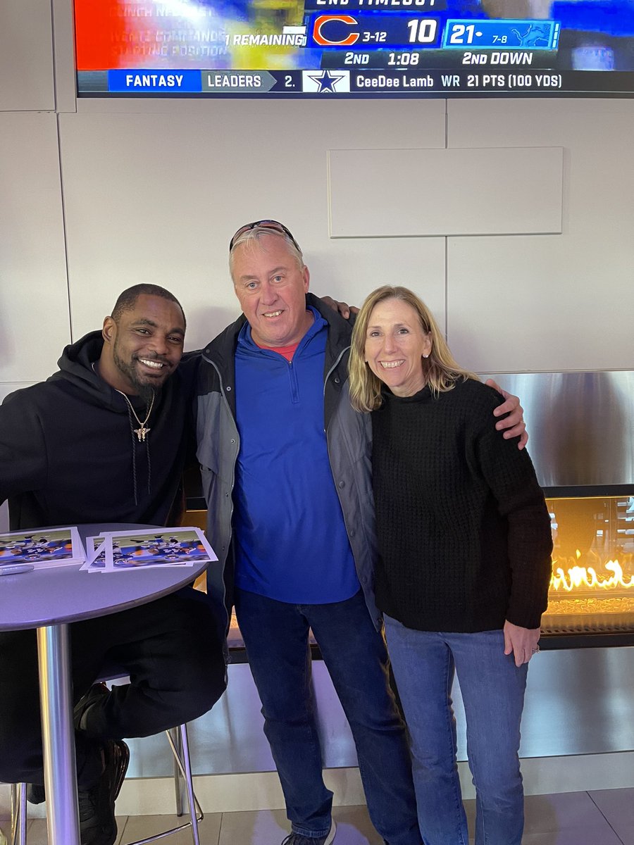Great to meet <a href="/AhmadBradshaw/">Ahmad Bradshaw</a> and thanks to everyone <a href="/MetLife/">MetLife</a> #gogiants