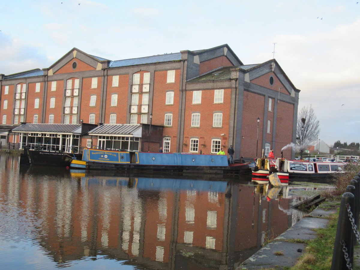 <a href="/HIellesmereport/">Holiday Inn</a> It's still here