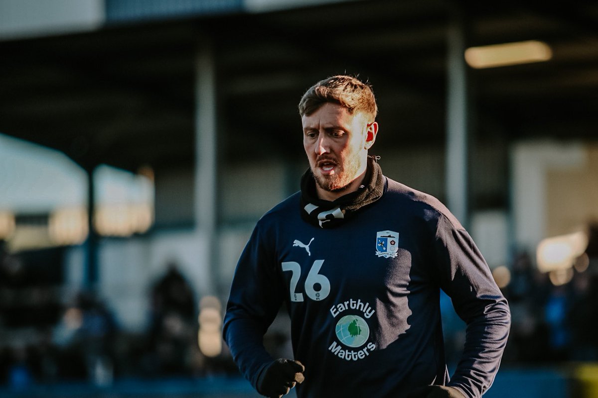 A first Barrow start for Richie Bennett since 2017! 💪

#WeAreBarrow | #BARvROC