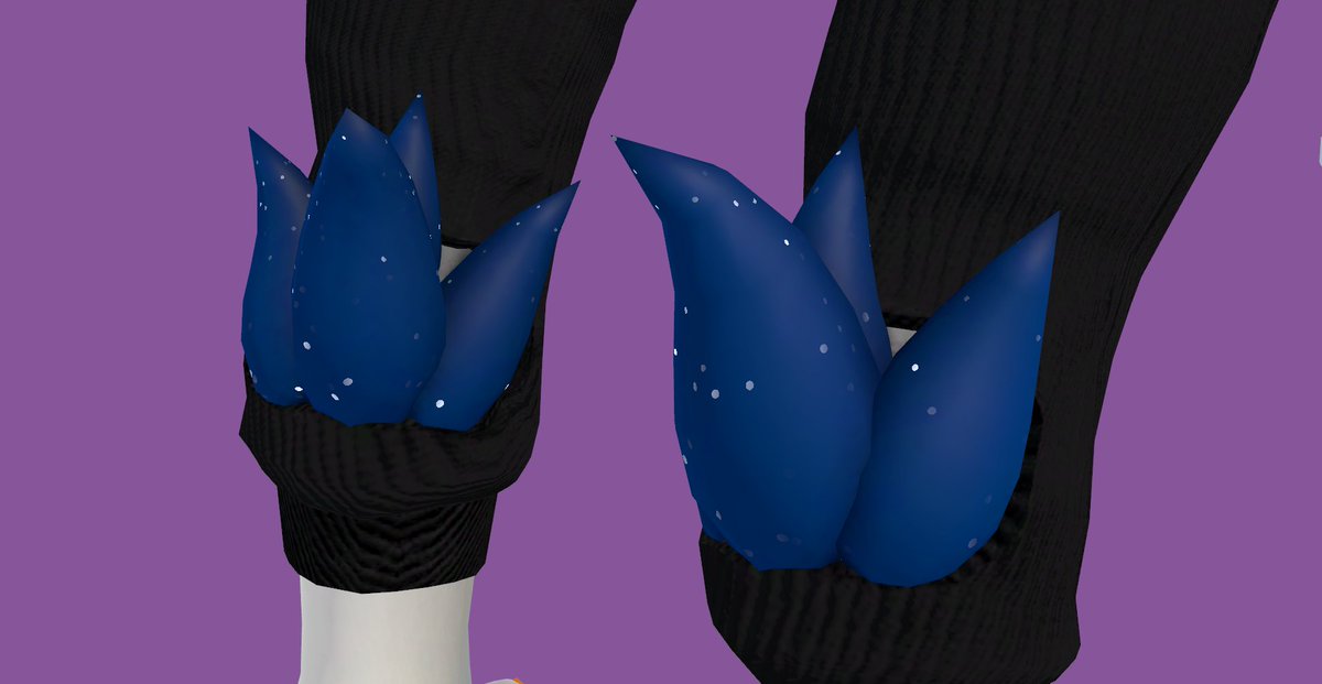 The techwear pants are out on my gumroad now! They come with 5 variations, and are set up for use out of the box! They even got fluff holes!

cheekii.gumroad.com/l/nardo-tech-p…