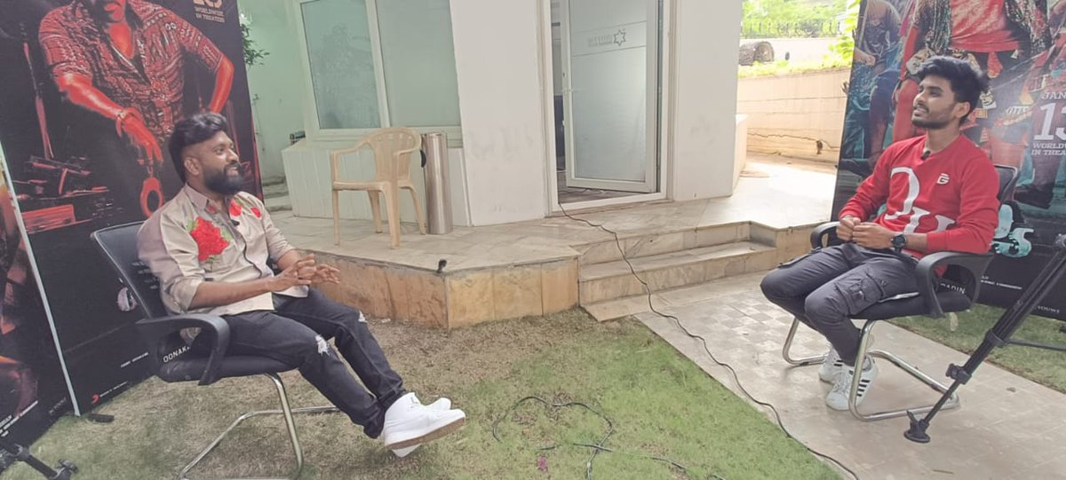 MRitvikTweets's tweet image. Chartbuster #PoonakaaluLoading song writer /Rapper @RollRida interviews with multiple web channels.✨

@igtelugu #FridayPoster @manastarsdotcom &amp;amp; @tfpcin

Full interview Telecasts Soon!
#WaltairVeerayya
Megastar @KChiruTweets @RaviTeja_offl @dirbobby @ThisIsDSP @MythriOfficial