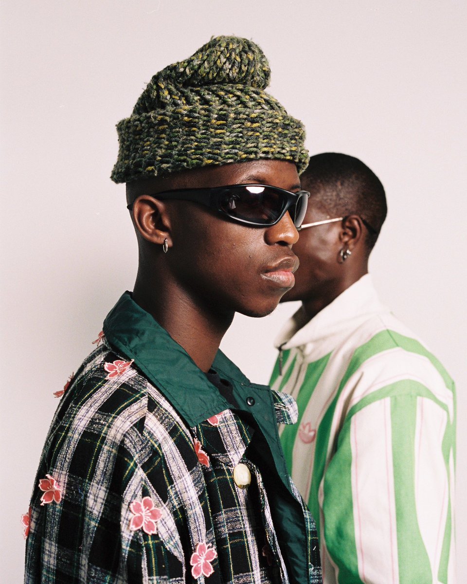 taylormakhoba's tweet photo. Work for the Adidas NMD V3 (2022)
Photography by : Luke Ncube
Stylist : Thato Nzimande
Lighting assist : Thabang Hlaka
Models : Taylor Makhoba ( @taylormakhoba ) & Tshepang ( @bbydore )
#nmd #createdwithadidas #createnewpaths https://t.co/bC98j36eJU
