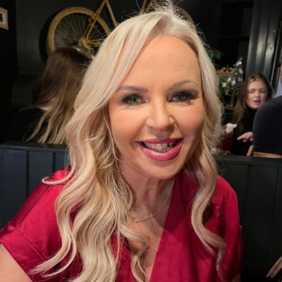 JuliaGorman2's tweet photo. #NewProfilePic #NewYear https://t.co/XRAP7KBuVT