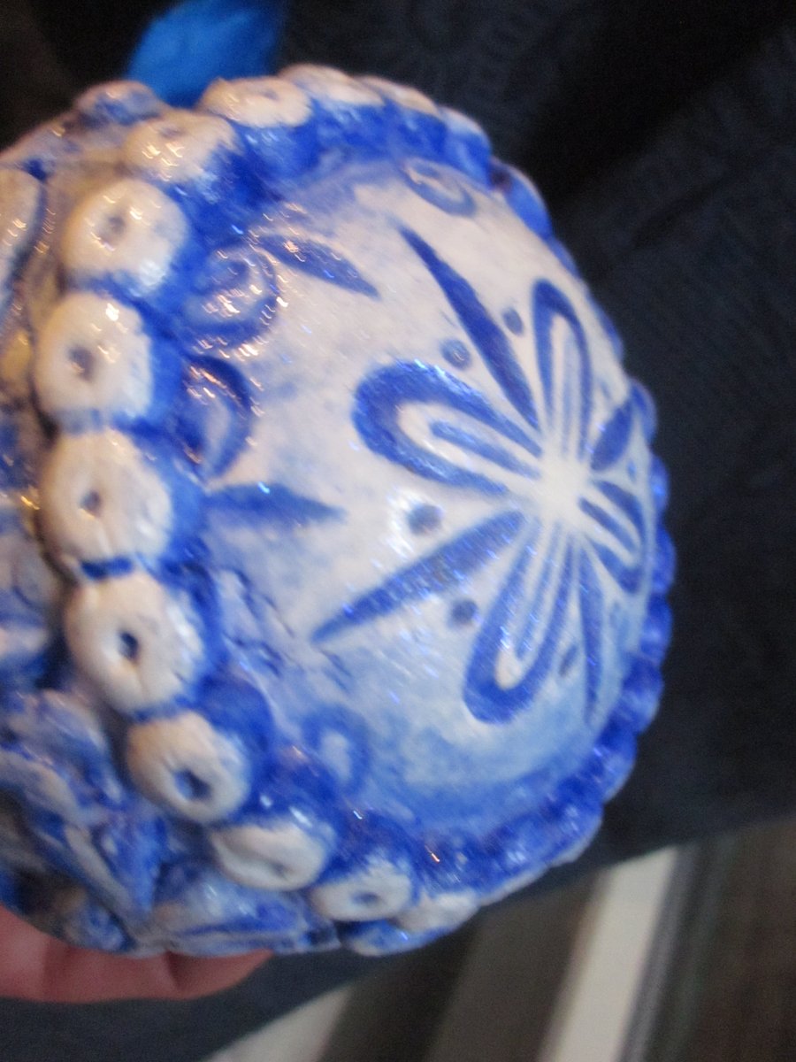 BoomVermeer's tweet photo. air-dried modeling material thread 🧵
Blue & White Ornament
3 of 4
#creall #doanddry #crafting https://t.co/GeK4ZoGrD2