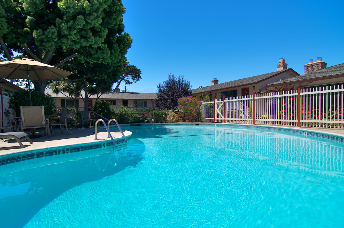 InnsBTS's tweet photo. Ready for your next #adventure? Explore Carmel-by-the-Sea and Half Moon Bay with Inns-by-the-Sea. To Save 10% on your booking, use the code DIRECTNOW - https://t.co/yqyCJM21AV https://t.co/A3fgYwUA58