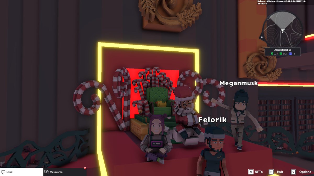Aliss_li's tweet photo. @TheSandboxGame I found a Santa in Aldrak Solstice! 🧑‍🎄🎁 I participated in the #SeasonsGreetingsTSB challenge for a chance to win an NFT! https://t.co/fUn7bzUrmP
