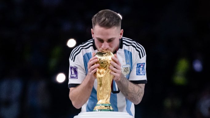 Alexis Mac Allister told Sky Sports today: "I am focused on Brighton. They know how grateful I am with this club and I don't have any rush to leave. I am really happy here." #bhafc