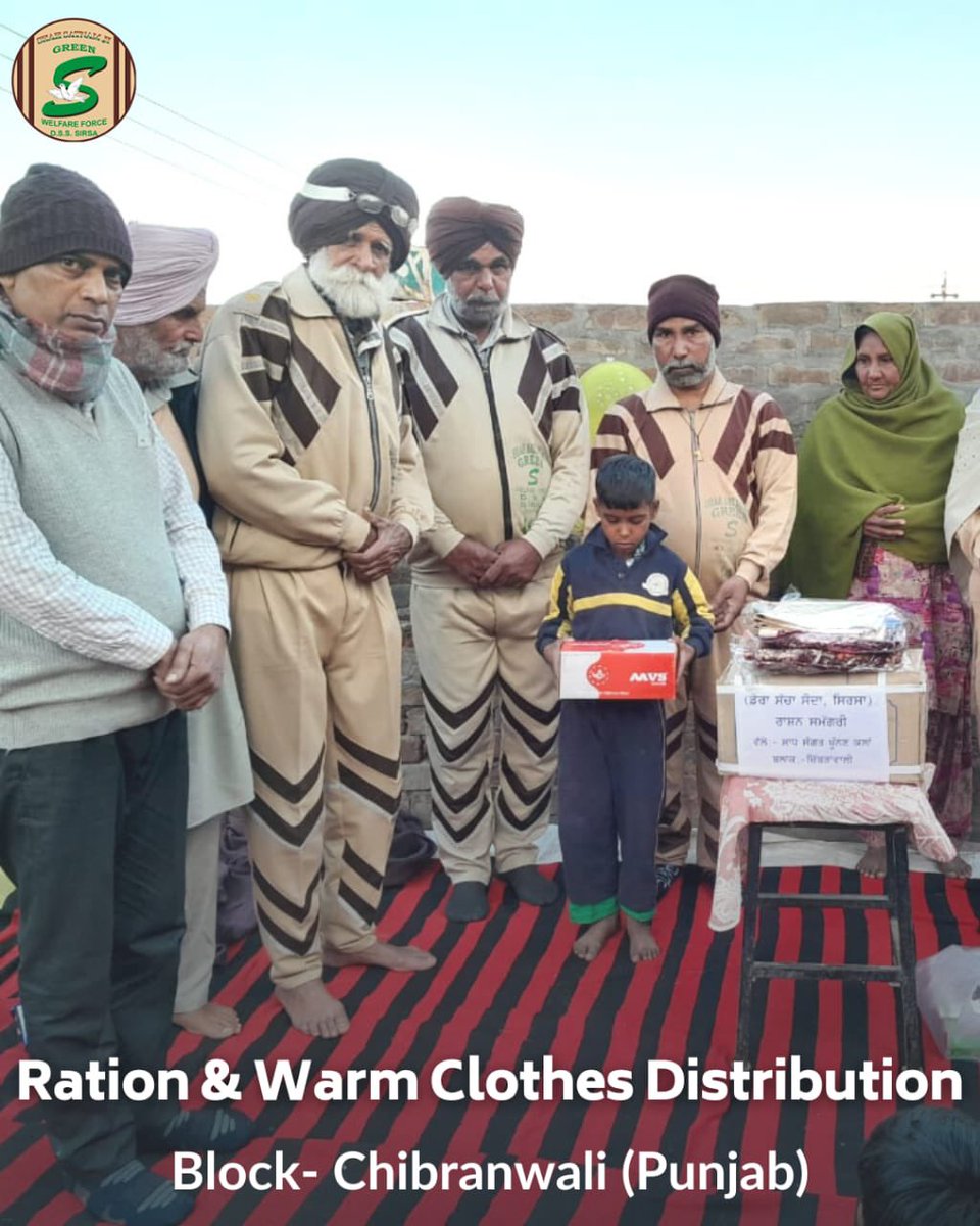 GreenSwelfares's tweet photo. Changing weather makes life more challenging, especially for the underprivileged.
With the guidance of Saint Dr. @GurmeetRamRahim Ji Insan, Dera Sacha Sauda volunteers distributed warm clothes and food items to needy families. #FoodBank #WarmthOfHumanity https://t.co/23Ok3vPCAu