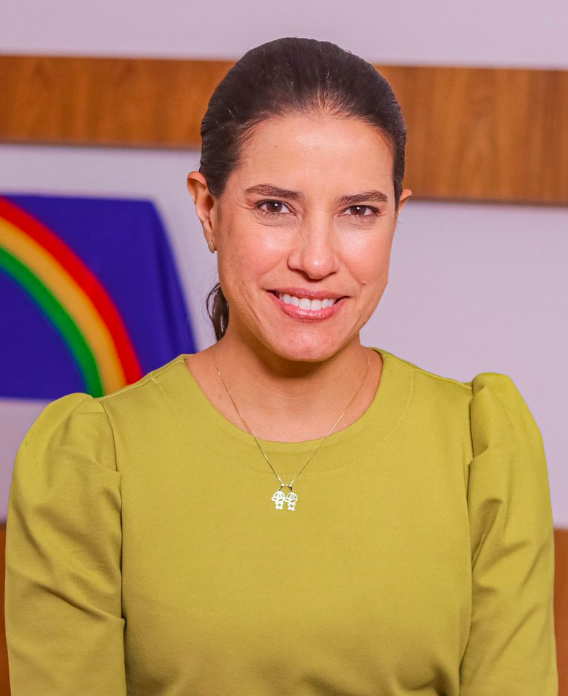 poptime's tweet photo. 🚨 GRAVE: Em Pernambuco, A Educação ficará nas mãos de uma bolsonarista raiz, após a esquerda e direita elegerem juntos Raquel Lyra como nova governadora do estado. Surpresos? https://t.co/hAJNbSu2tP