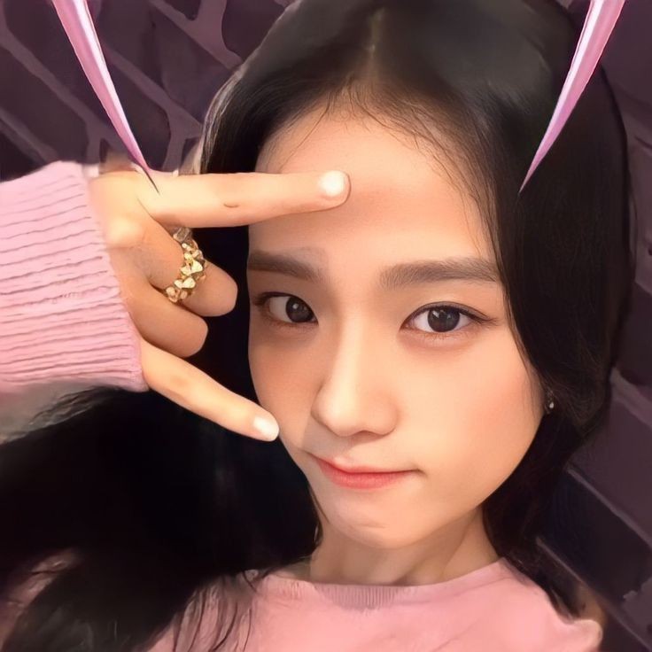 rourosiee_'s tweet photo. Oficialmente Jisoo tiene 28 años😭 este es su año, al fin sacará su solo y la va a romper ,gracias Jisoo por cuidar de las chicas y de blink , te amamos. Feliz cumpleaños a la mejor fan de hello kitty

HAPPY BIRTHDAY JISOO
#ShiningStarJISOODay
#간판올리고_문열어라_지수_생일이다 https://t.co/D1Hock15RD