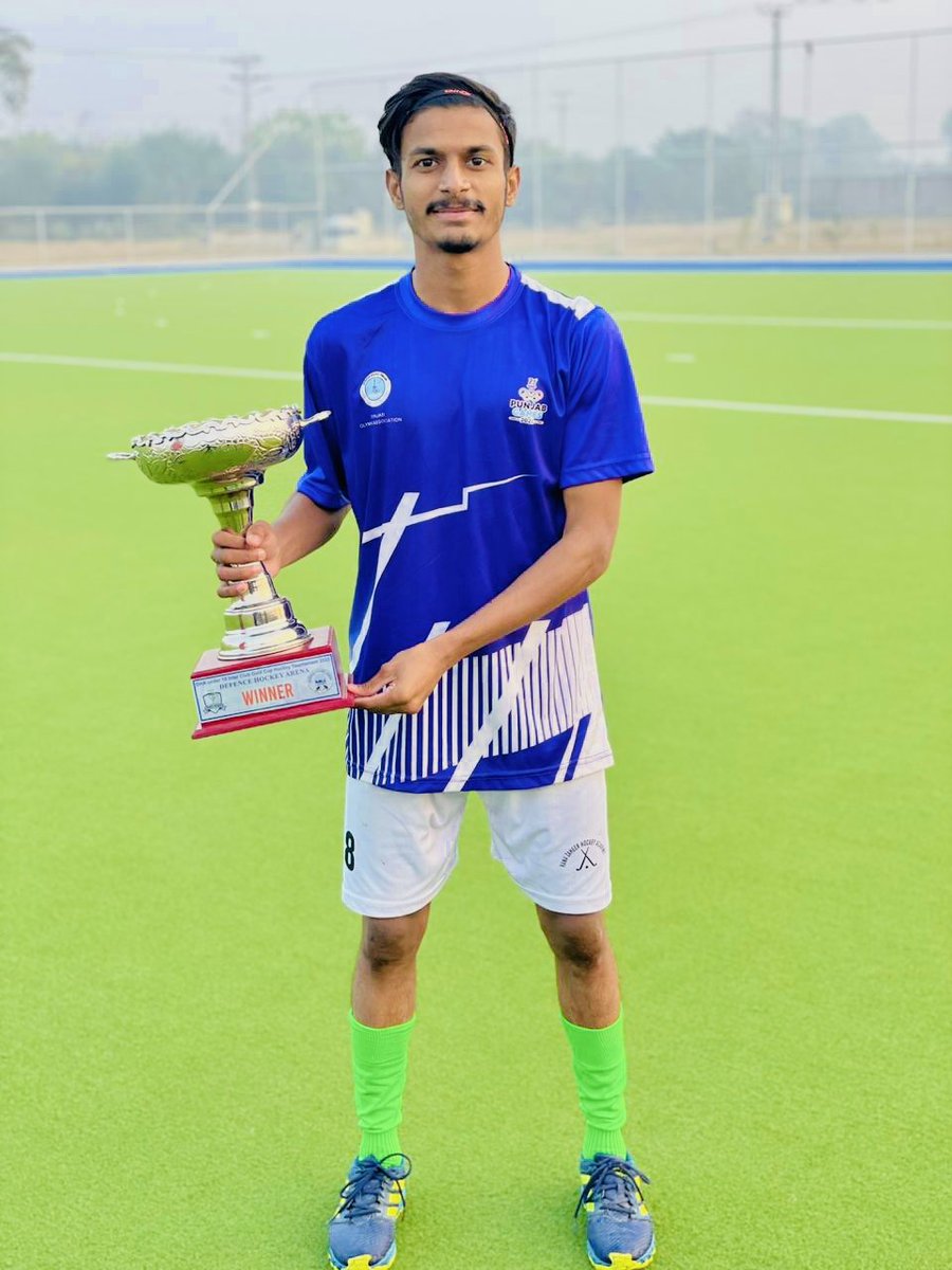 Alhamdulillah Winner's ✨♥️
of DHA U-18 Inter Club Gold Cup Hockey Tournament 2022🏆
#ARMY #Hockeytournament #Phf #supporthockey