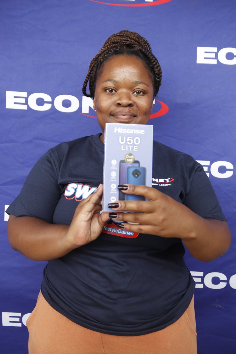 econetlesotho's tweet photo. This past Friday we visited TY as part of our #SwitchToBlue district campaign! We had a day full of great deals, music and prizes!
Congratulations to all our winners of the day! SwitchToBlue and you too could be one of our weekly and monthly prize winners 🎁
#KeLifestyleDaiden https://t.co/MYSpui3NVJ