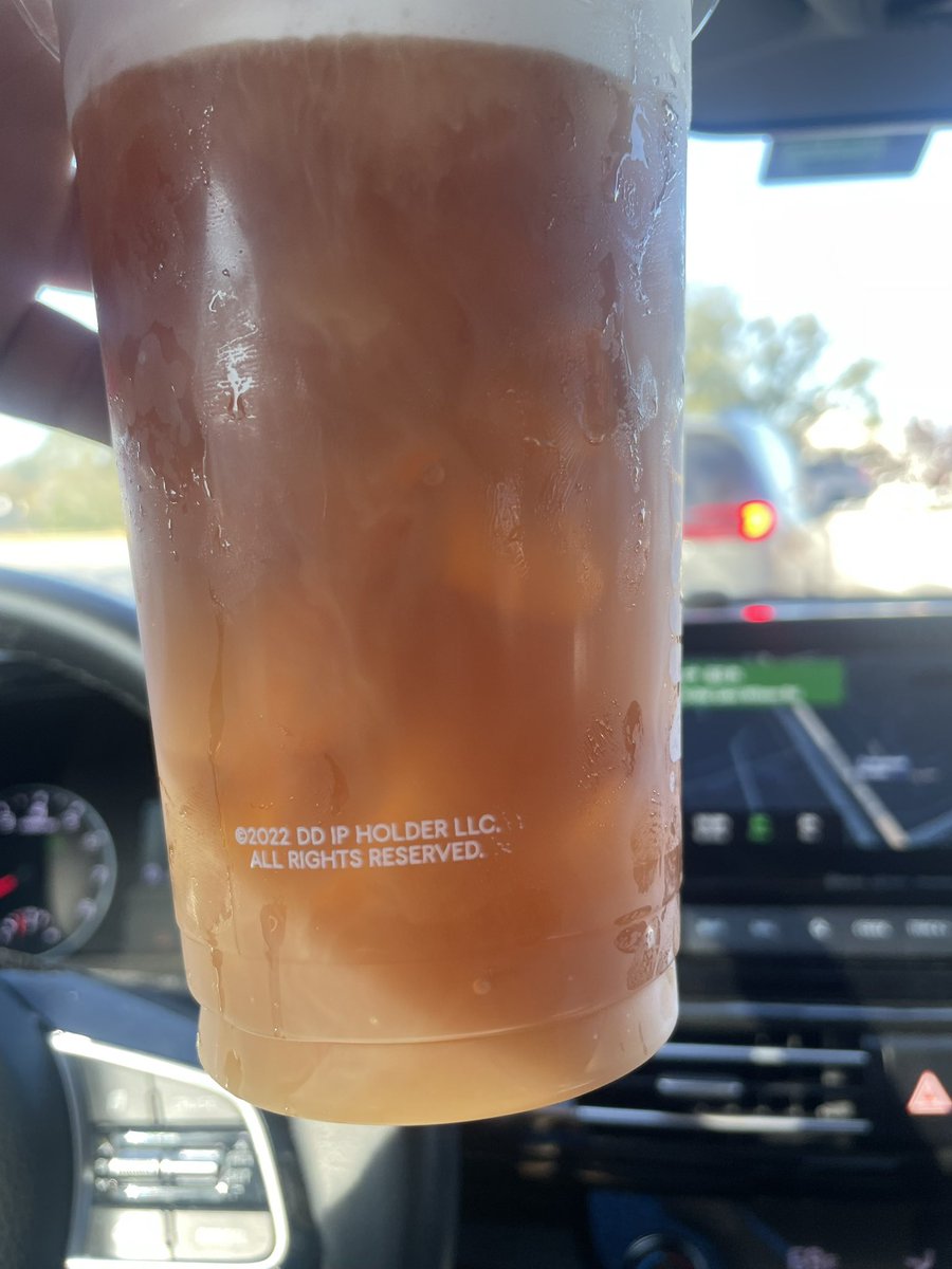 Intemptt's tweet image. Just went to @dunkindonuts and ordered a cold brew I think I got water with a splash of cold brew