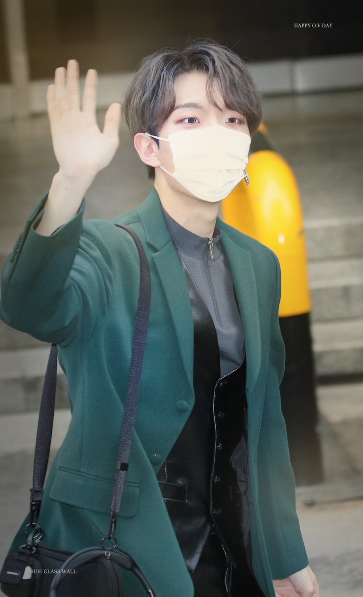 glasswall0103's tweet photo. 230103상찬날 💚
어쨌든 생일축하해🎂
올해도 건강하고 행복하길

#상찬 #OV #HAPPY_OV_DAY https://t.co/6SzgBhQf7T
