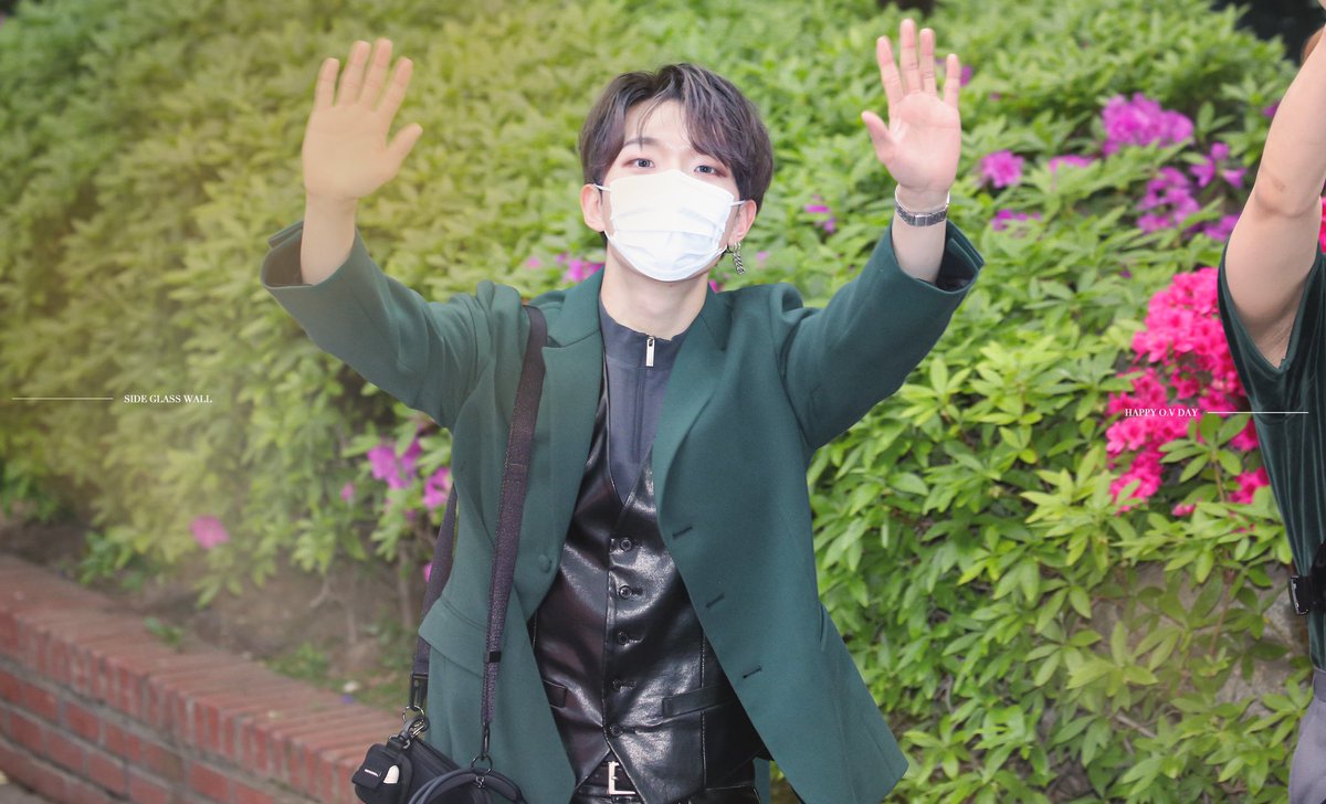 glasswall0103's tweet photo. 230103상찬날 💚
어쨌든 생일축하해🎂
올해도 건강하고 행복하길

#상찬 #OV #HAPPY_OV_DAY https://t.co/6SzgBhQf7T