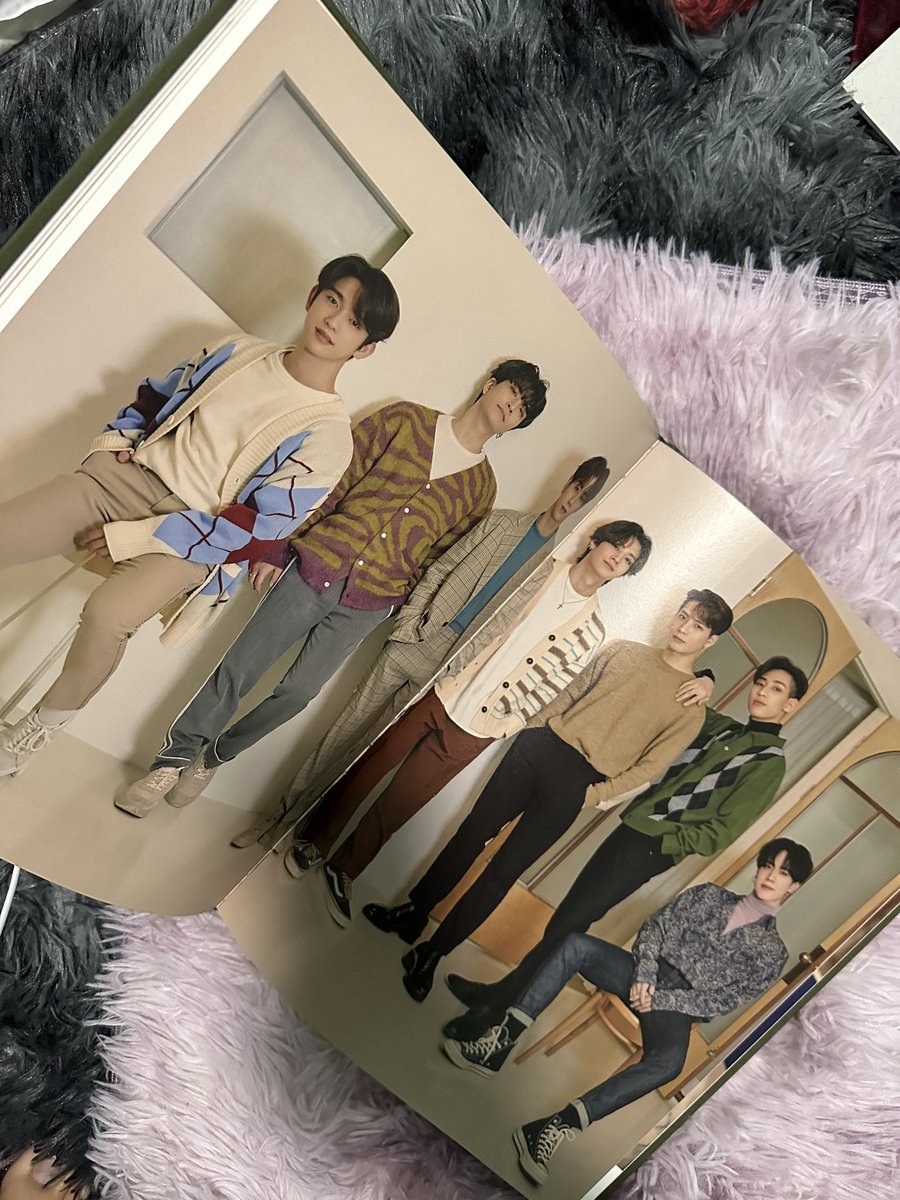 Aroundt37303493's tweet photo. 💕ฟตบ #7Edition
💸 500
🔯ตำหนิ= มุมลอก เพิ่มเติม DM
📫เหมา 50
#ตลาดนัดอากาเซ่
#ตลาดนัดอากาเซ่got7
#ตลาดนัดgot7
#ตลาดนัดอากาเซ https://t.co/3bEgfPjIhx