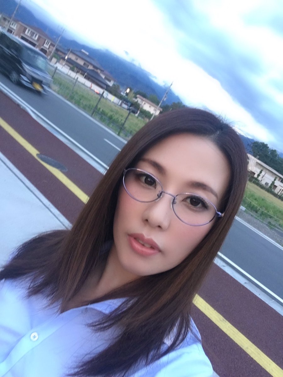 人妻销售经理 https://t.co/Qa1L7EZNEh