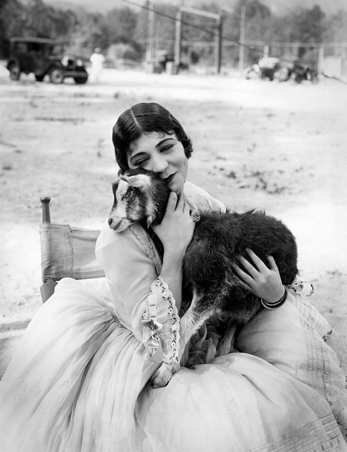 Renee Adoree could be seen on the set of 'Tide of Empire' in 1929, radiating her characteristic charm and grace.

#ReneeAdoree #TideofEmpire #1920s #CharmAndGrace #OnSet