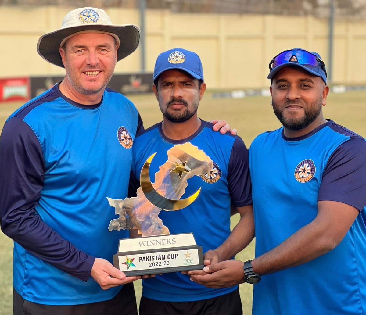 Silverware in Central Punjab, masterminded in Nottinghamshire.

Hearty congratulations to Paul Franks and Bilal Shafayat on their Pakistan Cup triumph.

#OutlawsOverseas