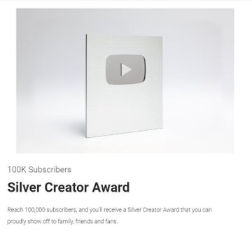 ActressJisooPic's tweet photo. JISOO's YouTube channel, ‘행복지수 103%’ has surpassed 100k subscribers in just 15 mins making her the fastest Kpop act to reach this milestone. Her youtube channel is also qualifies for silver creator awards from youtube

#ShiningStarJISOODay
#간판올리고_문열어라_지수_생일이다 https://t.co/m0lZ9o47Zw