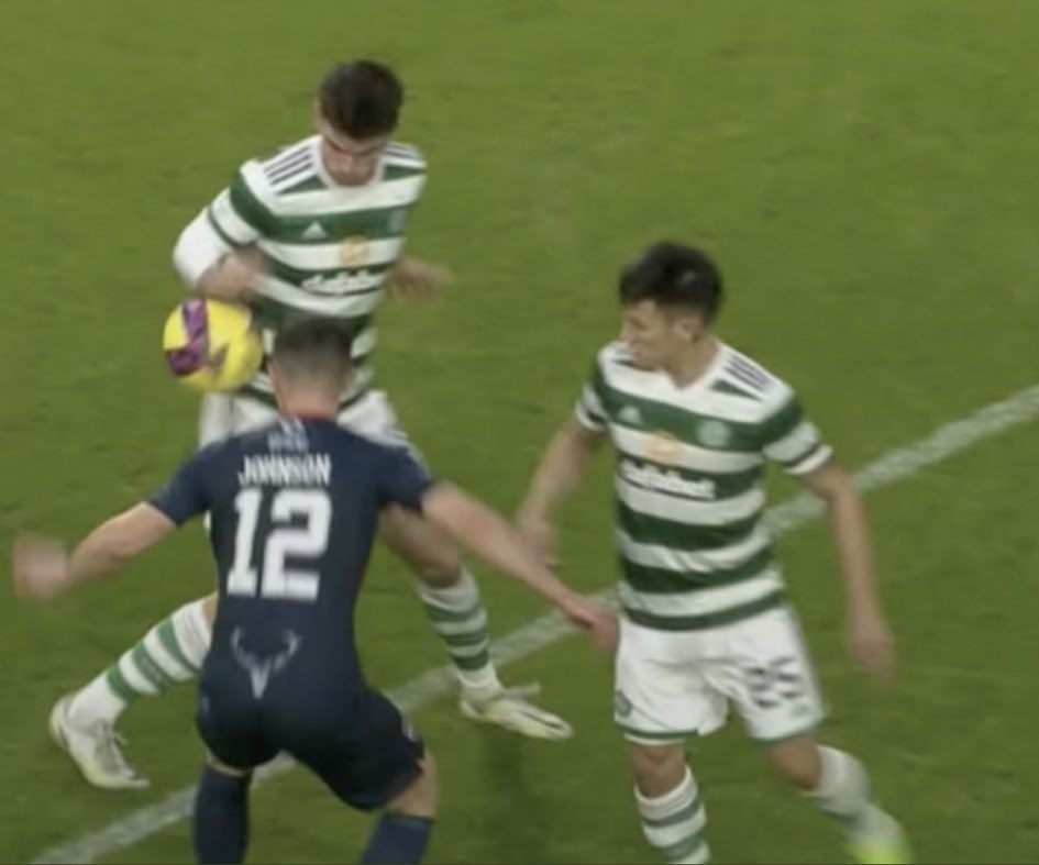 originalbampot's tweet photo. Three photos. Two penalties. Guess which one wasn't given? https://t.co/IlFdpNu9Vu