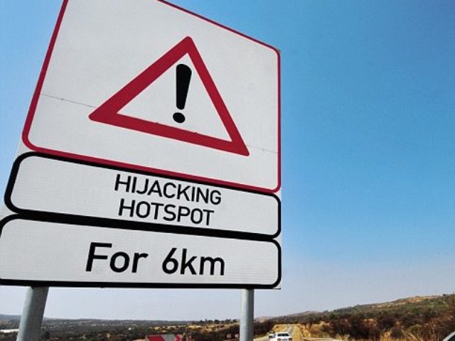 00Dezz's tweet photo. CONSIDER THIS:
If any foreign country wants to occupy South Africa.
Do not come here with vehicles.
Do not come here with anything that contains copper. Do not come here with any weapons.
Millions of people in SA know how to survive here every day.
Do you?
#SACitizens https://t.co/QhPDwlduZX