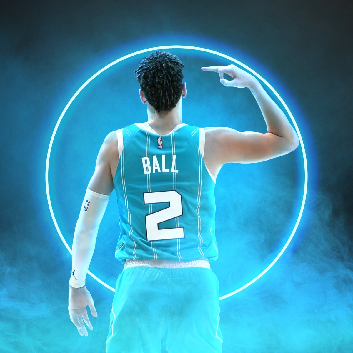 CatnipProps's tweet photo. LaMelo Ball (CHA) o38.5 PRA (1.88)
▪️ Over in L4/5 avg 40.4
▪️ Over in L2/3 vs LAL (51,29,39)
▪️ LAL DEF allows #4 most PPG, #5 RPG, #6 APG
▪️ Extremely high total of 242
#nbaprops #playerprops #sixers #betting #lamelo #Lebron #gamblingtwitter #lakers #nbatips #salah #epltips https://t.co/UP36JPkX0R