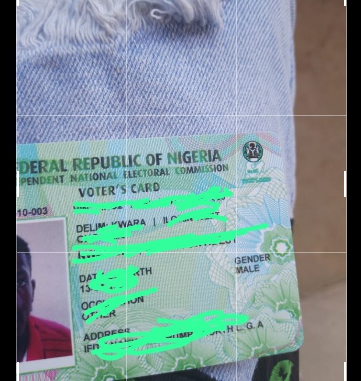 Kunsky008's tweet photo. @obyezeks I got mine with ease by the help of a staff after trying for about 4times #IHaveCollectedMyPVC #readytovote https://t.co/daaoXfnFaK