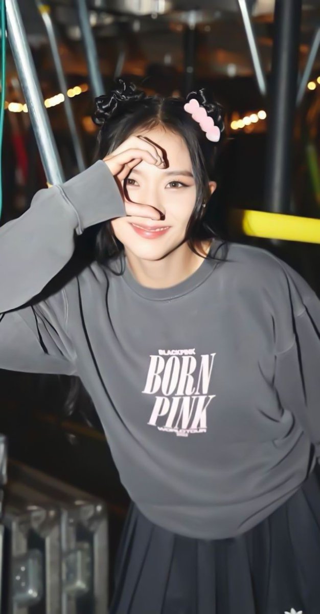 lenx_da's tweet photo. Happy birthday Jisoo, I love you so much🥺❤️‍🩹
#ShiningStarJISOODay
#간판올리고_문열어라_지수_생일이다
#블랙핑크    #BLACKPINK    #지수 #JISOO @BLACKPINK https://t.co/Toj0KGp8VO